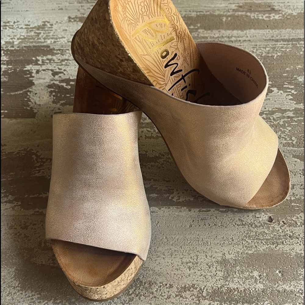Blowfish wedges. Rose gold leather. Like new. Size 6 1/2